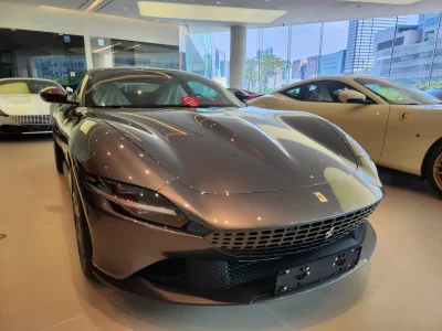 Ferrari ROMA