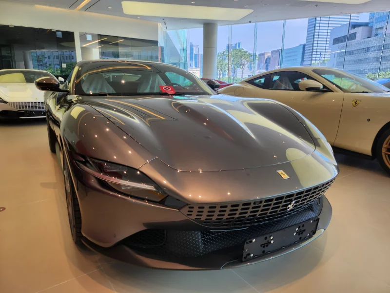 Ferrari ROMA