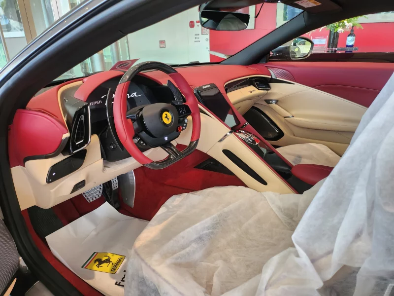 Ferrari ROMA