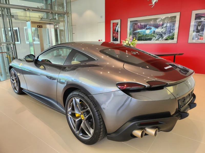 Ferrari ROMA