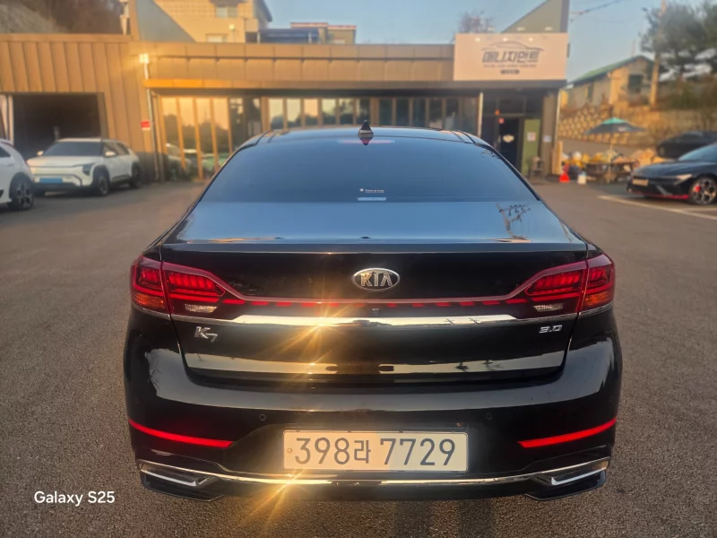 Kia K7
