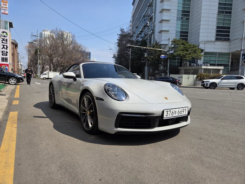 Porsche 911
