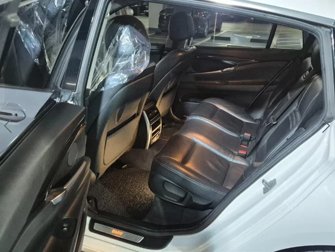 BMW 5-Series Gran Turismo