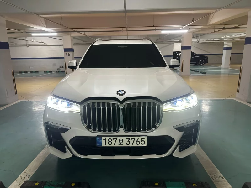BMW X7