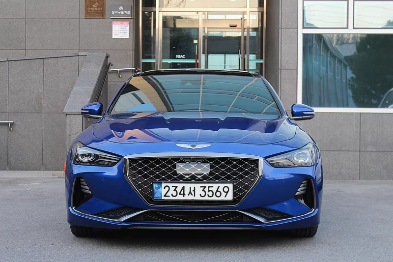Genesis G70