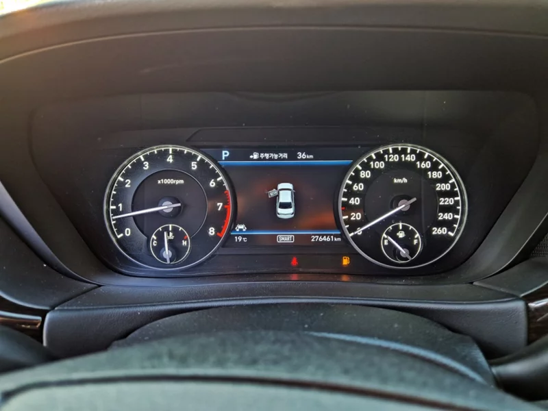 Genesis EQ900