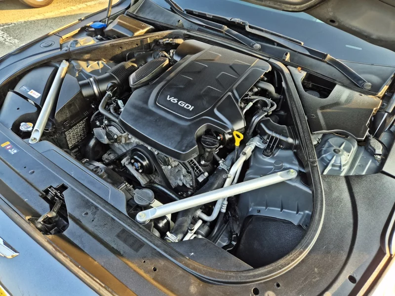 Genesis EQ900