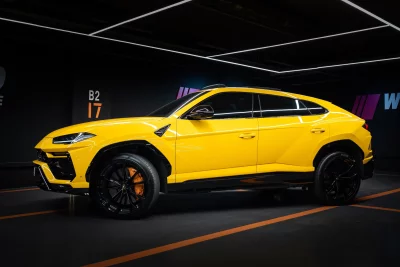 Lamborghini URUS