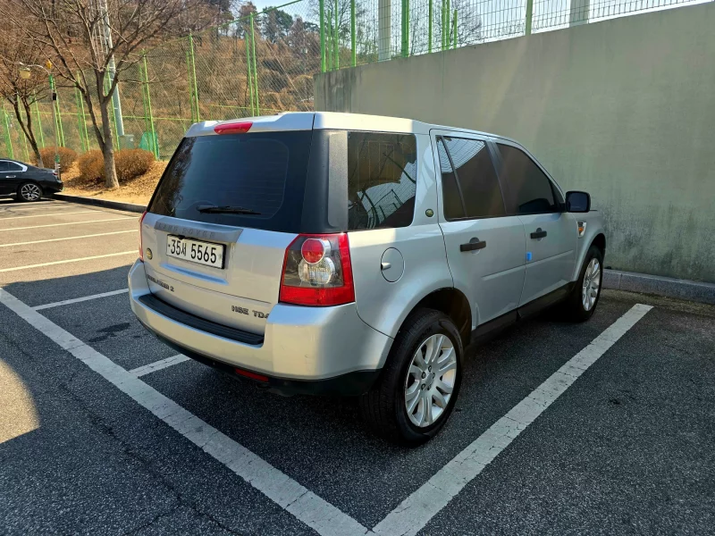 Land Rover FREELANDER