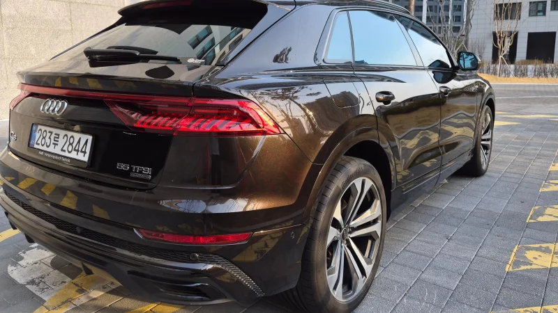 Audi Q8