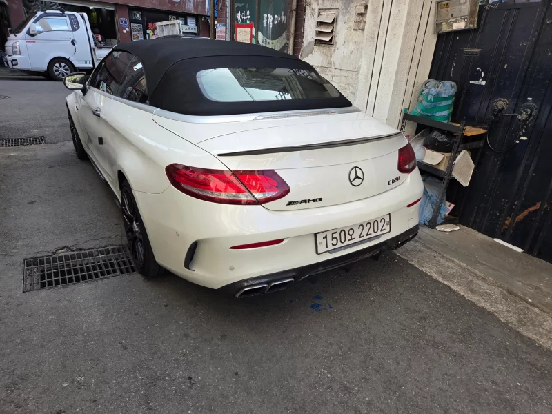 Mercedes-Benz C-Class
