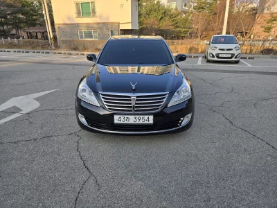 Hyundai Equus