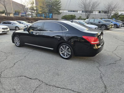 Hyundai Equus