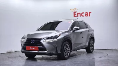 Lexus NX300h