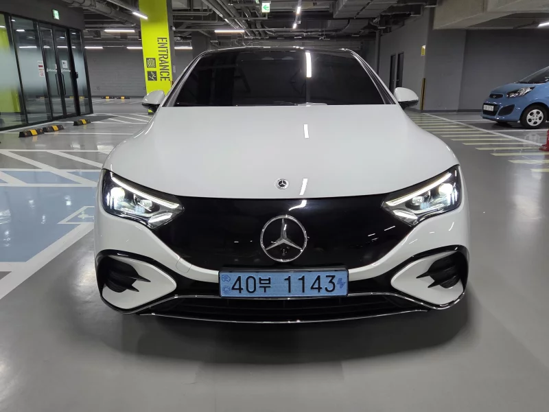 Mercedes-Benz EQE