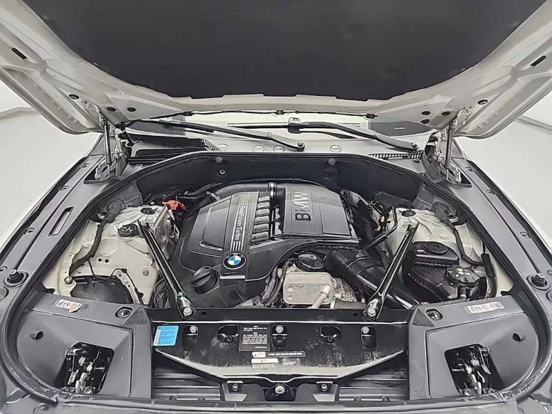 BMW 5-Series Gran Turismo