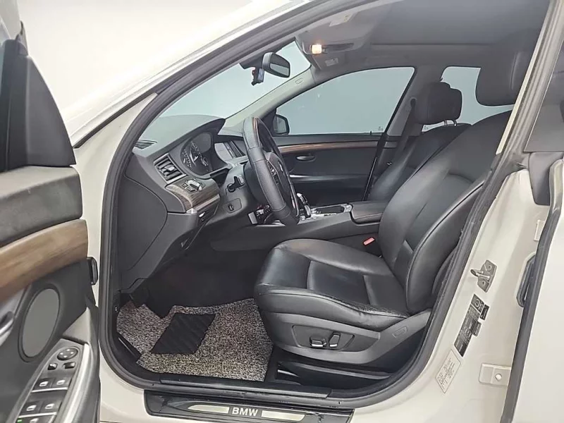BMW 5-Series Gran Turismo
