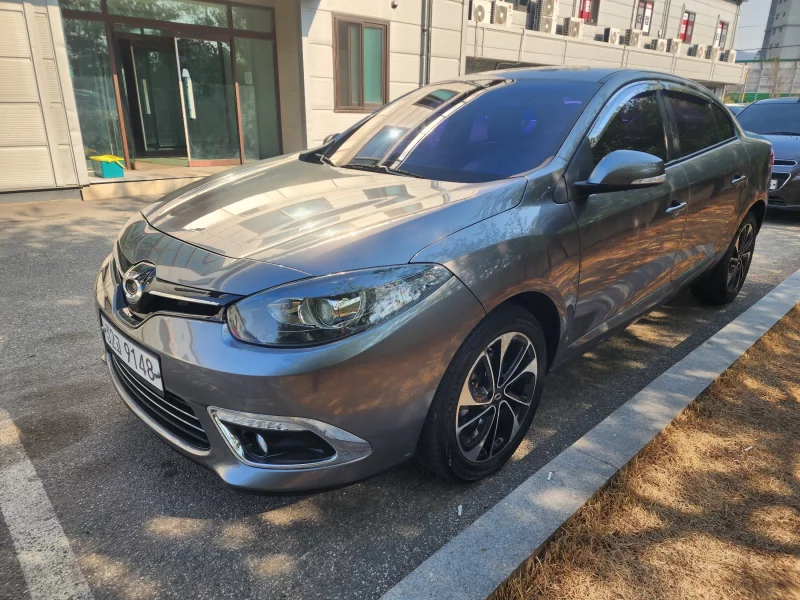 Renault SM3