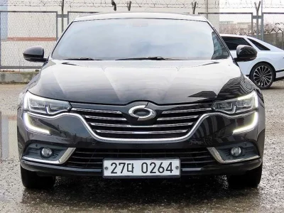 Renault SM6