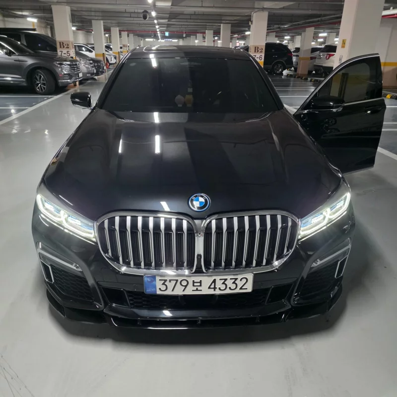 BMW 7-Series