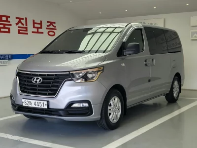 Hyundai Grand Starex