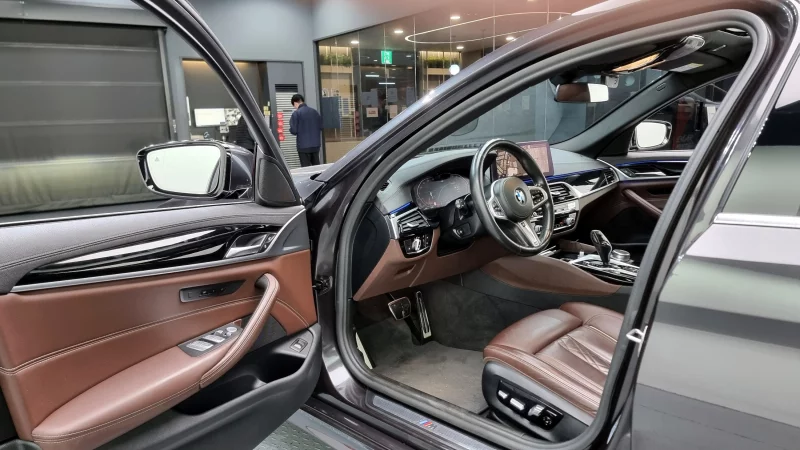 BMW 5-Series