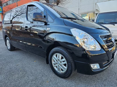 Hyundai Grand Starex