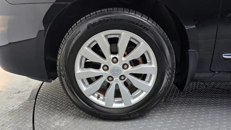 Kia Carens