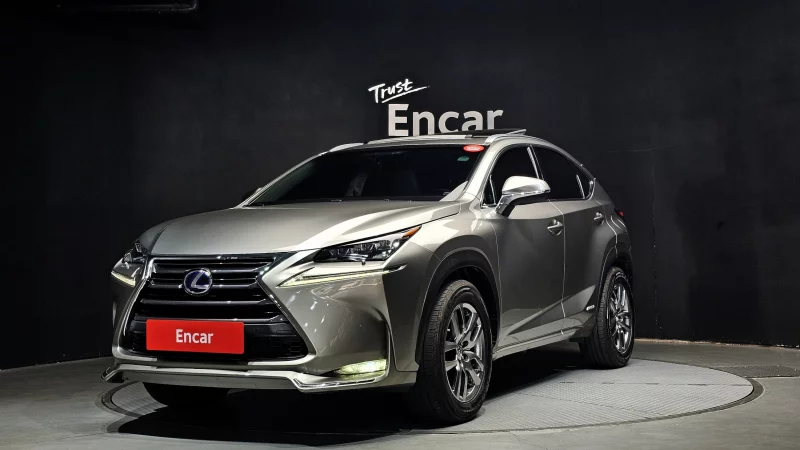 Lexus NX300h