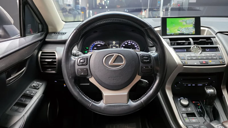 Lexus NX300h