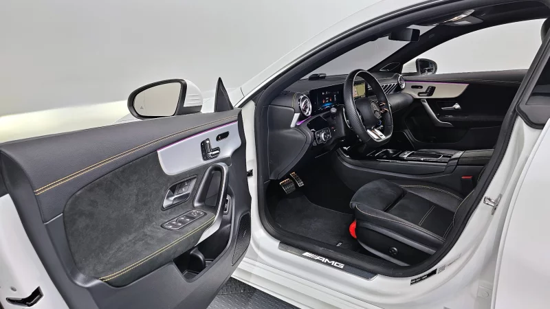 Mercedes-Benz CLA-Class