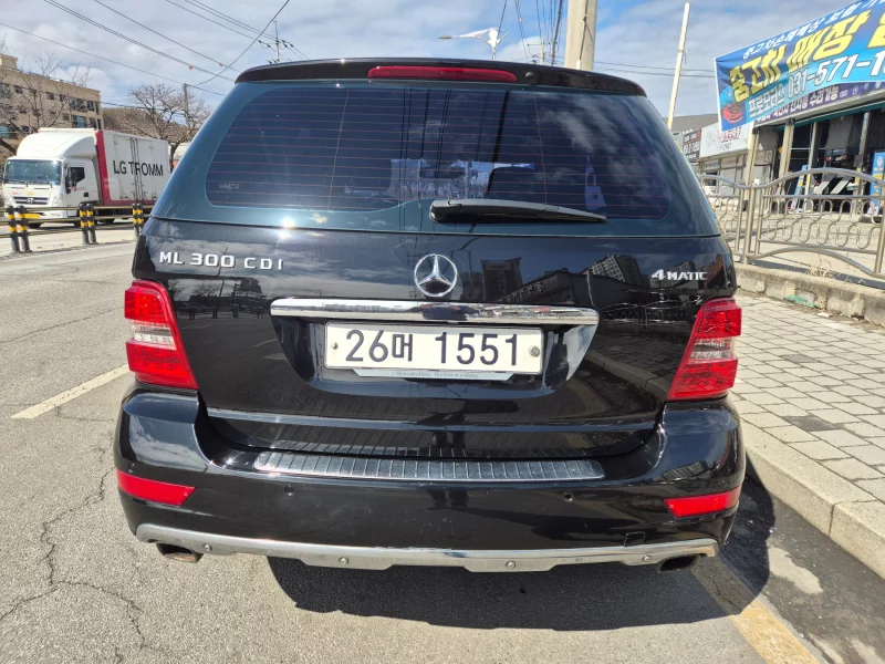 Mercedes-Benz M-class
