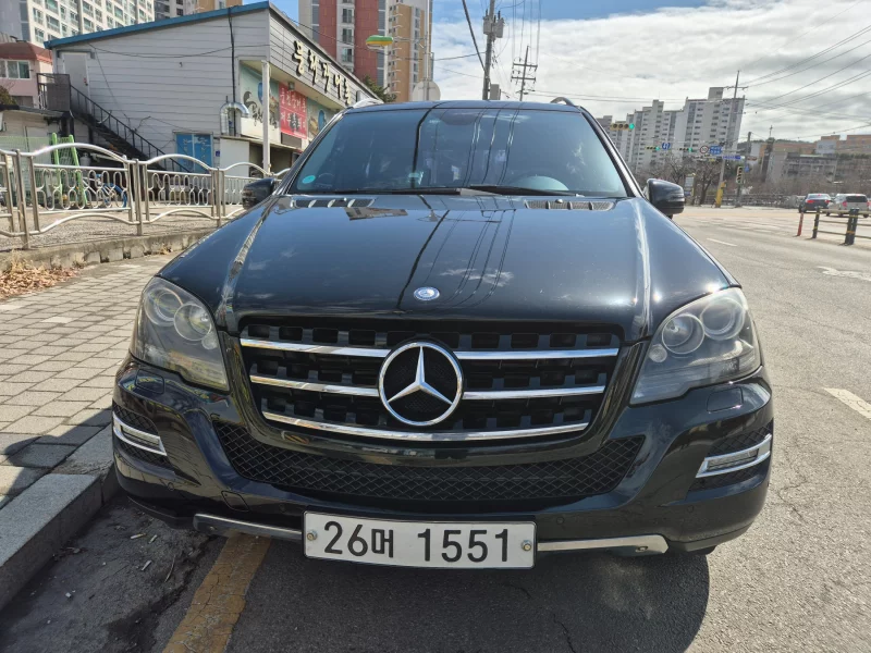 Mercedes-Benz M-class