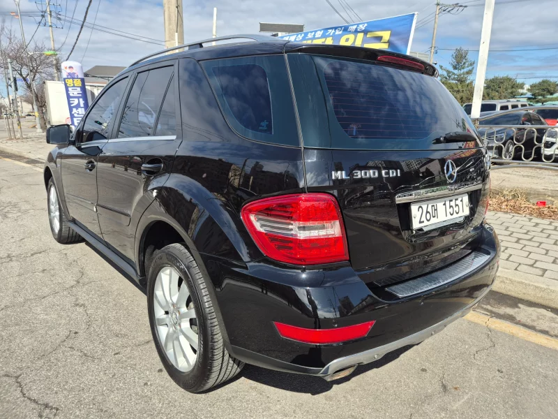 Mercedes-Benz M-class