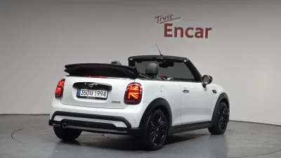 MINI Cooper Convertible