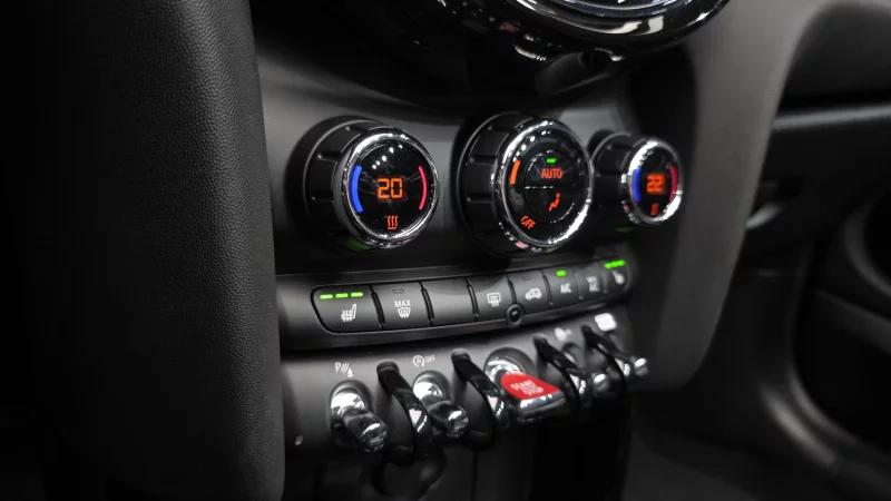 MINI Cooper Convertible