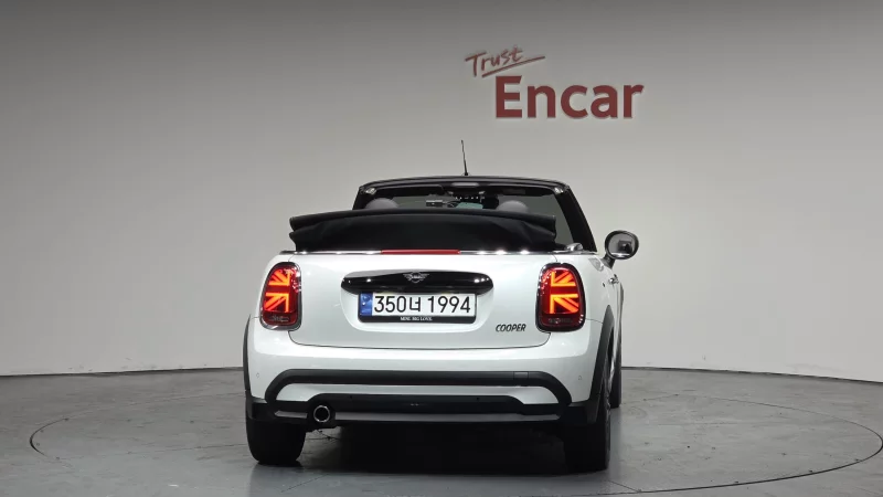 MINI Cooper Convertible