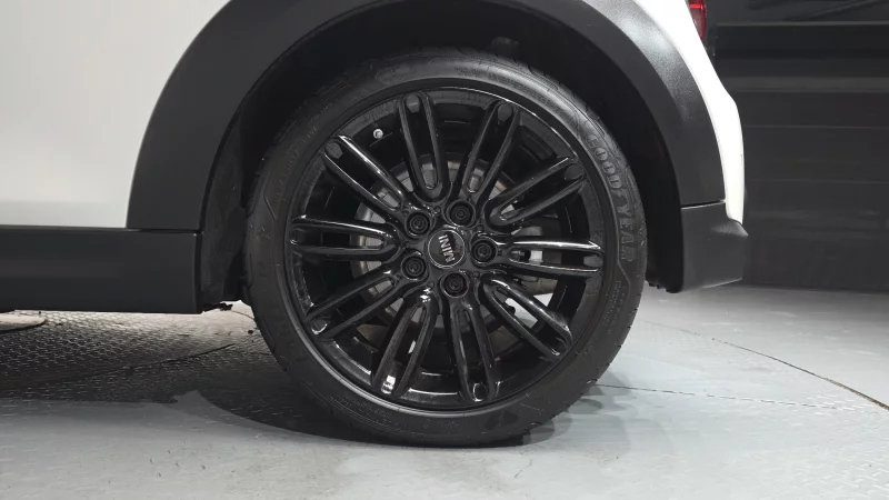 MINI Cooper Convertible