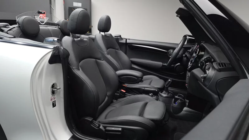 MINI Cooper Convertible