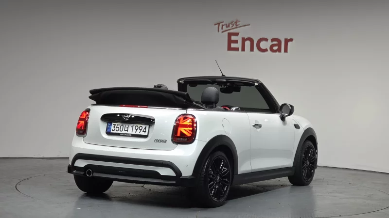 MINI Cooper Convertible