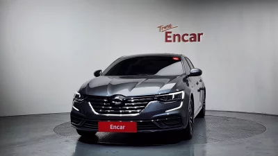 Renault SM6