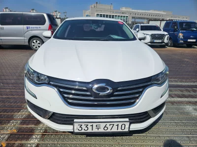 Renault SM6
