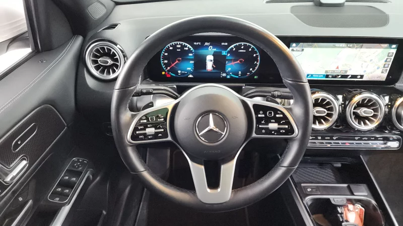 Mercedes-Benz GLB-Class
