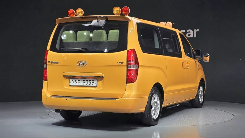 Hyundai Grand Starex