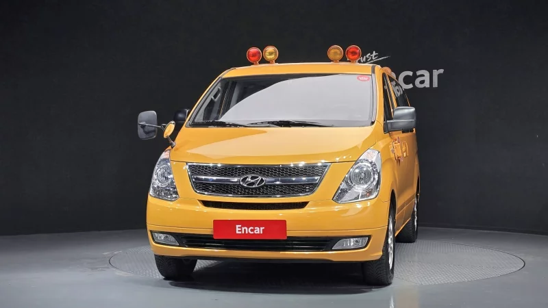 Hyundai Grand Starex