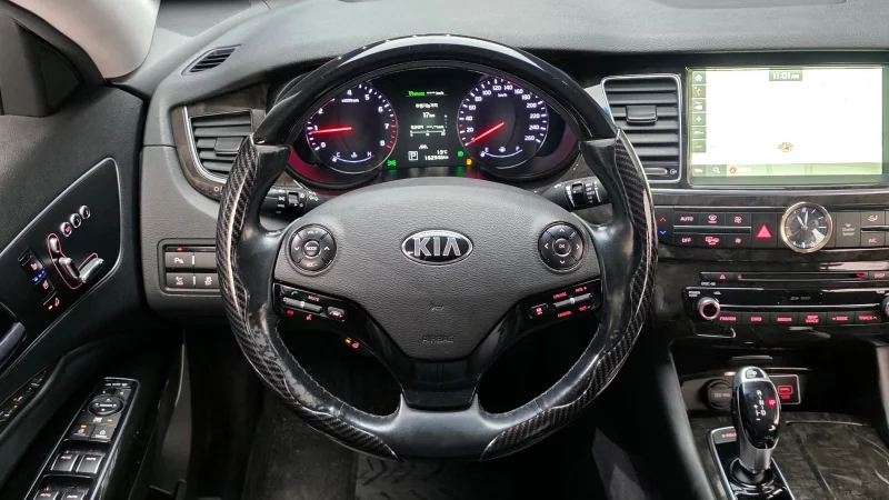 Kia K9