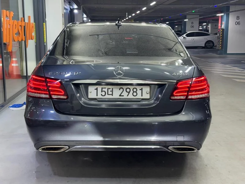 Mercedes-Benz E-Class