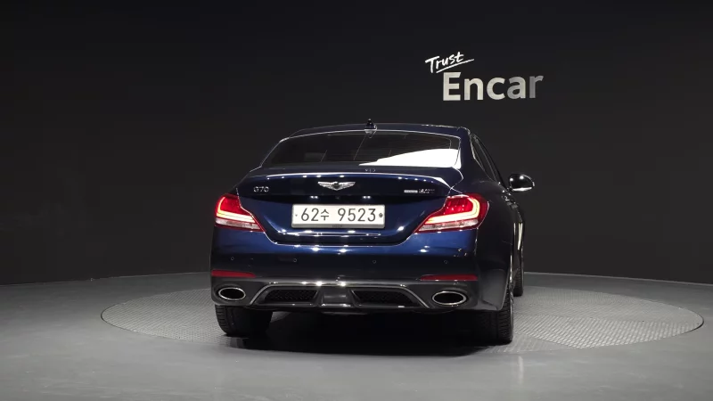 Genesis G70