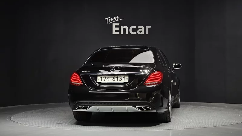 Mercedes-Benz C-Class