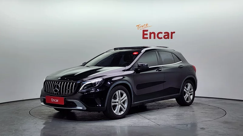 Mercedes-Benz GLA-Class